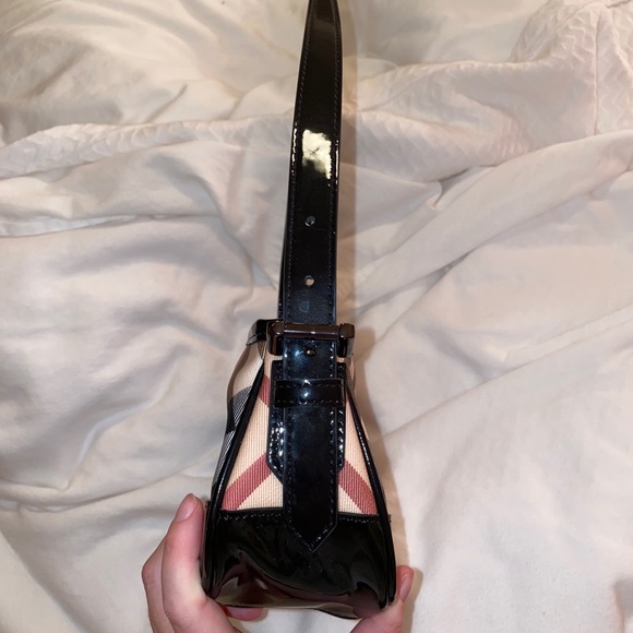 Small authentic Burberry bag - Picture 4 of 6